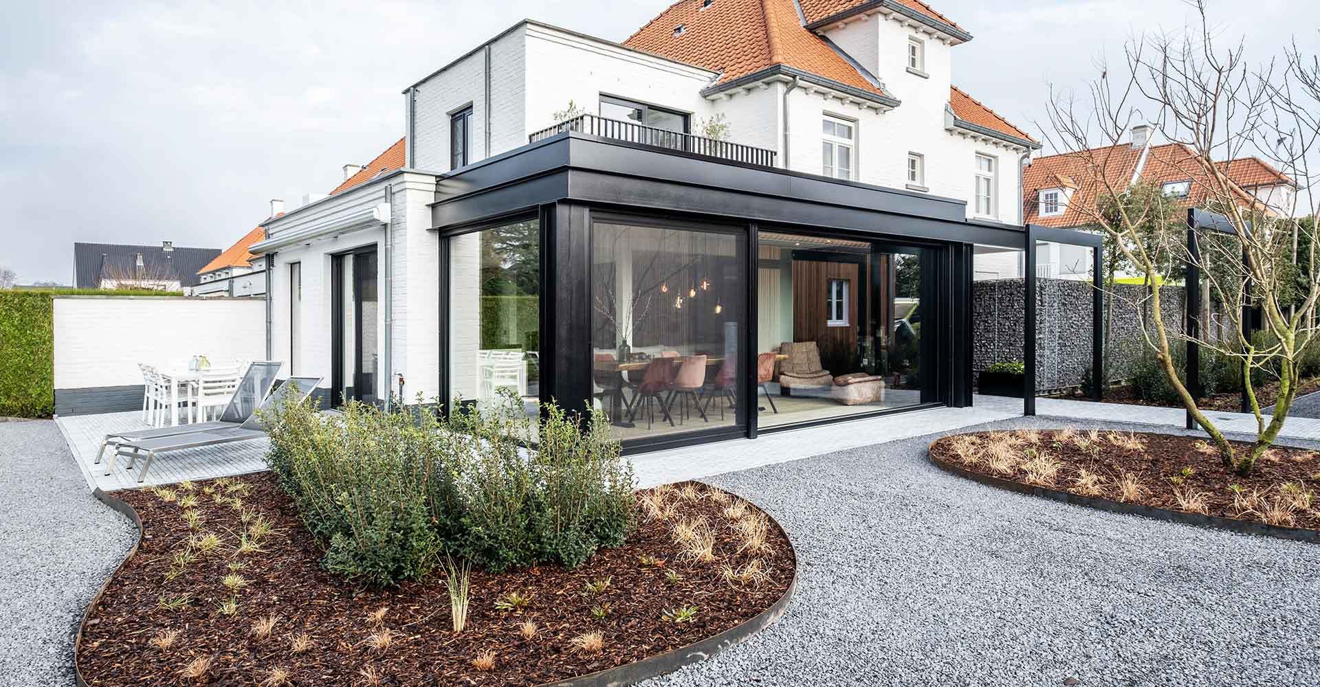 Moderne aanbouw